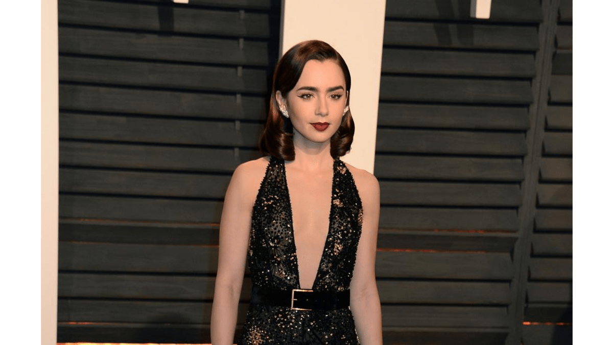 Lily Collins Reveals Her Insecurities 8days