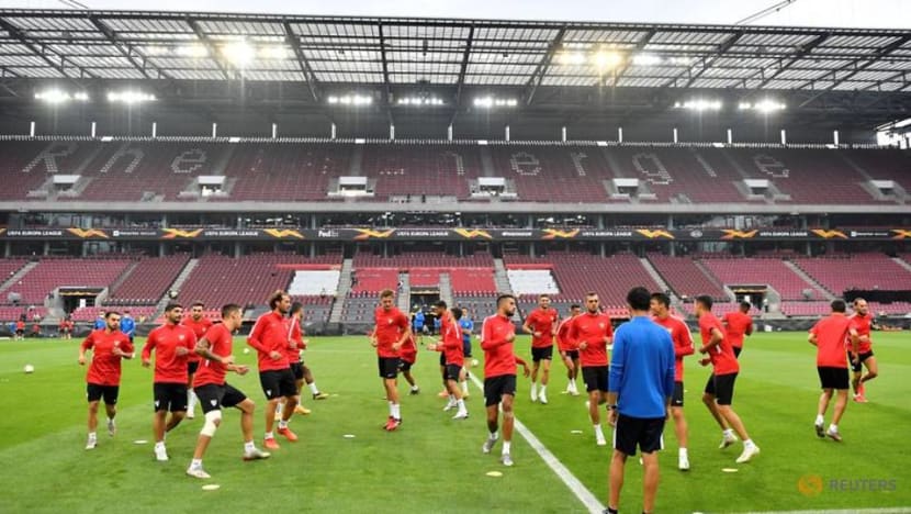 Lopetegui praises 'best' Man United side in recent memory before Europa semi Lopetegui praises 'best' Man United side in recent memory before Europa semi
