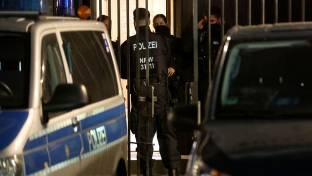 德国科隆大教堂疑成袭击目标 警方加强戒备