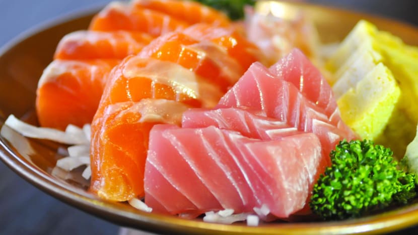 CNA Explains: What are the dangers of eating raw fish? CNA Explains: What are the dangers of eating raw fish?