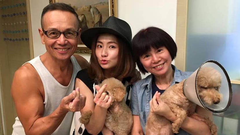 Selina Jen shoots an advertorial with her father