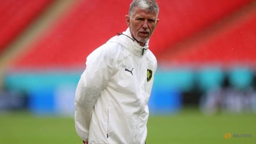 Soccer-We will be troublesome opponents for Dutch, says Czech coach Soccer-We will be troublesome opponents for Dutch, says Czech coach