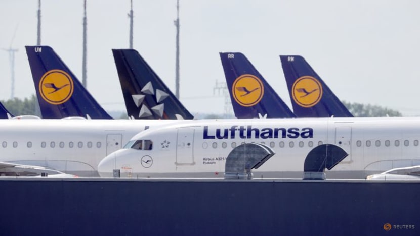 Lufthansa pilots stage strike in wage dispute