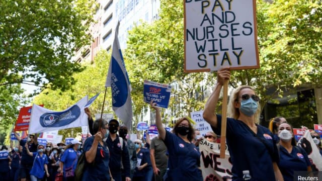 因疫情压力及人手短缺 数以千计澳洲护士展开罢工