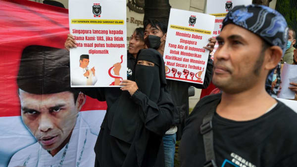 Protests at Singapore’s embassy in Jakarta, consulate-general in Medan over decision to deny preacher entry 