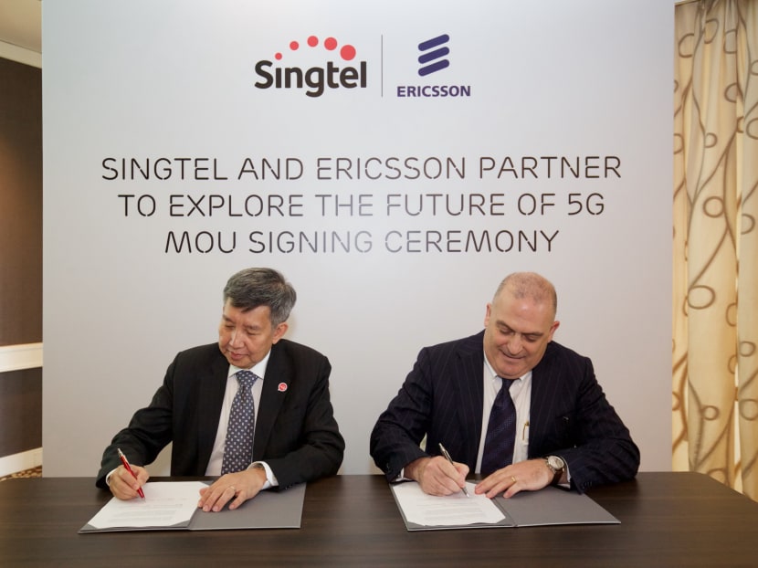 Singtel Group Chief Technology Officer, Mr Tay Soo Meng and Region Head Ericsson South East Asia and Oceania, Mr Sam Saba at today’s (Jan 27) MOU signing ceremony for Singtel and Ericsson’s partnership to explore the future of 5G. Photo: Singtel