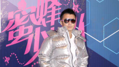 Nicky Wu Tries to Find Time for Wedding Preparation