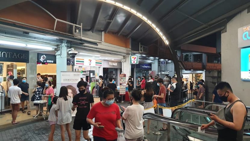 IMM, Clementi Mall, Tanglin Mall and four other locations visited by COVID-19 cases IMM, Clementi Mall, Tanglin Mall and four other locations visited by COVID-19 cases
