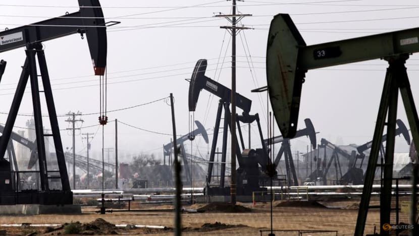 Oil up on tight supply, Brent crude nears US$80 a barrel Oil up on tight supply, Brent crude nears US$80 a barrel