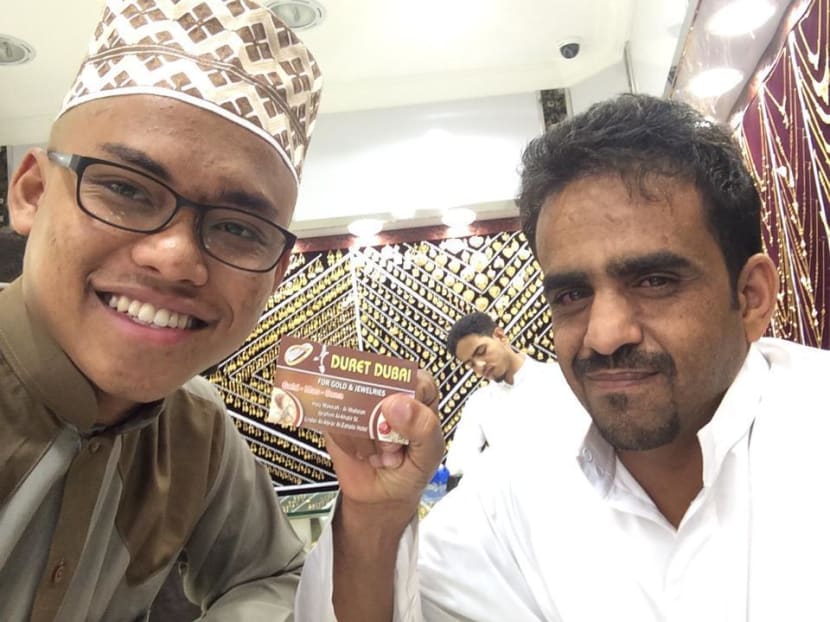 Student Muhammad Syarifuddin Mohd Jamil now has nearly 100 clients who have bought gold through him worth over RM200,000 in the last 10 months. Photo: Syarifuddin Mohd via The Malaysian Insider