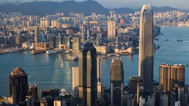 香港政府本财政年预料 15年来首次出现财政赤字 