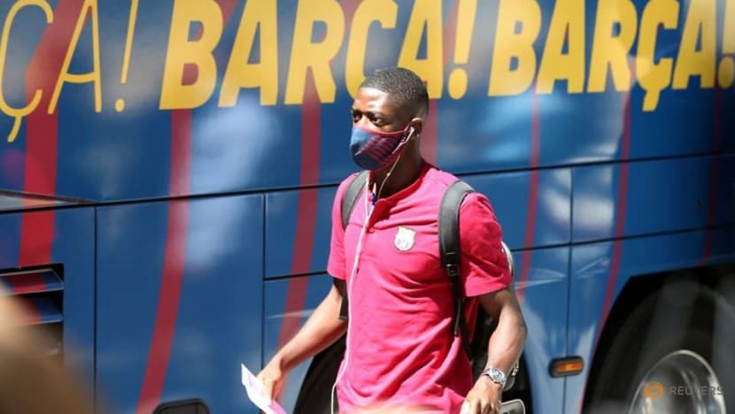 Barcelona's Dembele injures hamstring again Barcelona's Dembele injures hamstring again