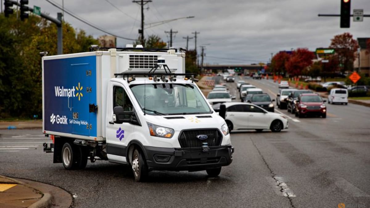 Analysis:Driverless vehicles on limited routes bump along despite US robotaxi scrutiny - Vimarsana News
