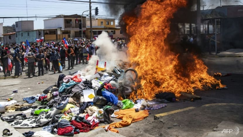 Demonstrators in northern Chile protest against Venezuela migrants Demonstrators in northern Chile protest against Venezuela migrants