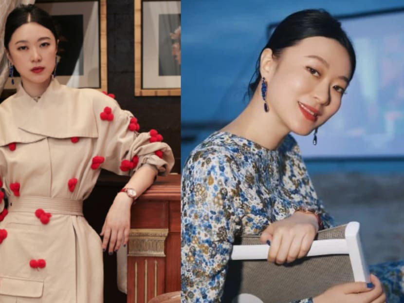Chinese actress Huang Lu complains about bad service from Cathay Pacific staff in helping her retrieve her lost wallet, which she left at their check-in counter