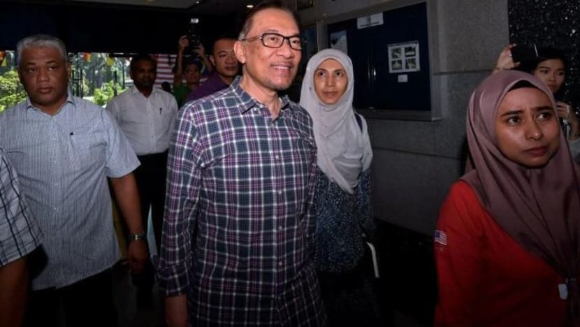 Nurul Izzah tidak mahu jawatan Kabinet, dedah Anwar
