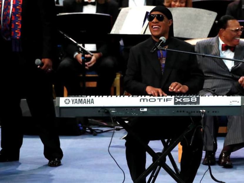 Singer-songwriter Stevie Wonder reveals he will have kidney transplant Singer-songwriter Stevie Wonder reveals he will have kidney transplant