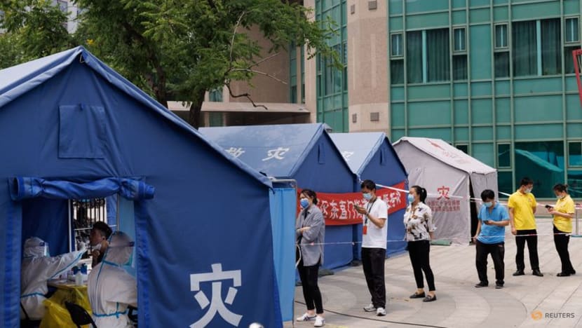 Beijing bar-linked COVID-19 outbreak easing as official declares initial victory Beijing bar-linked COVID-19 outbreak easing as official declares initial victory