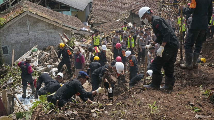 Singapore to contribute US$100,000 to support humanitarian efforts for Indonesia quake: MFA Singapore to contribute US$100,000 to support humanitarian efforts for Indonesia quake: MFA