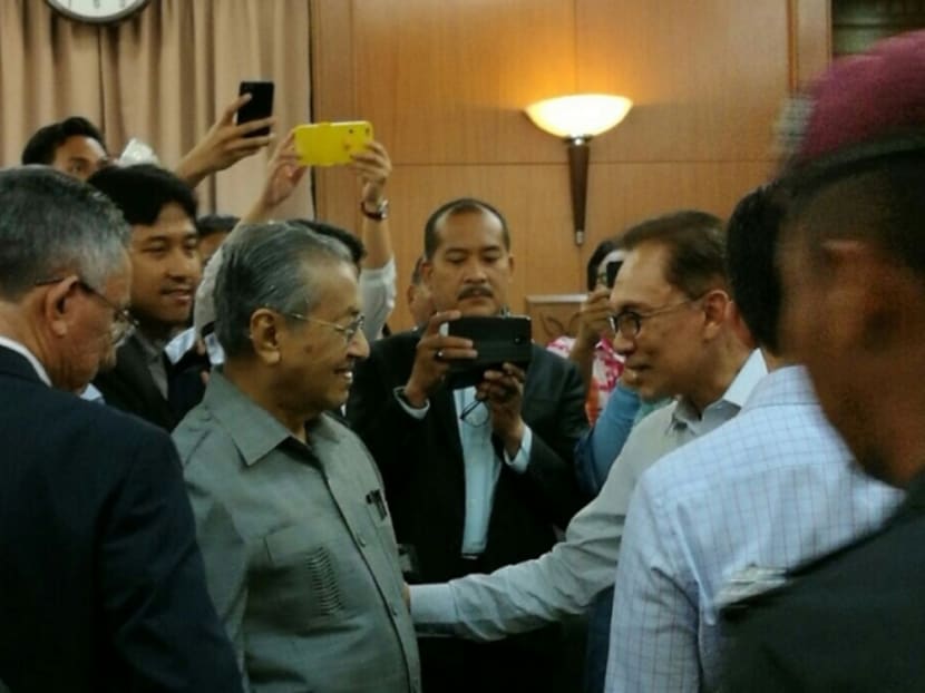 Dr Mahathir Mohamad meets Anwar Ibrahim for the first time after 18 years in Kuala Lumpur Sept 5, 2016. Photo: Lawyers for Liberty via The Malay Mail Online Dr Mahathir Mohamad meets Anwar Ibrahim for the first time after 18 years in Kuala Lumpur Sept 5, 2016. Photo: Lawyers for Liberty via The Malay Mail Online