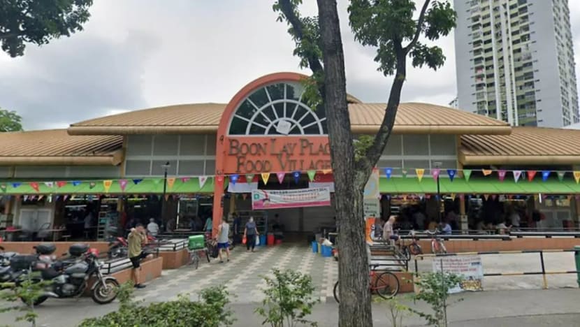 Boon Lay Place Food Village ditutup selepas 7 kes COVID-19 dikesan
