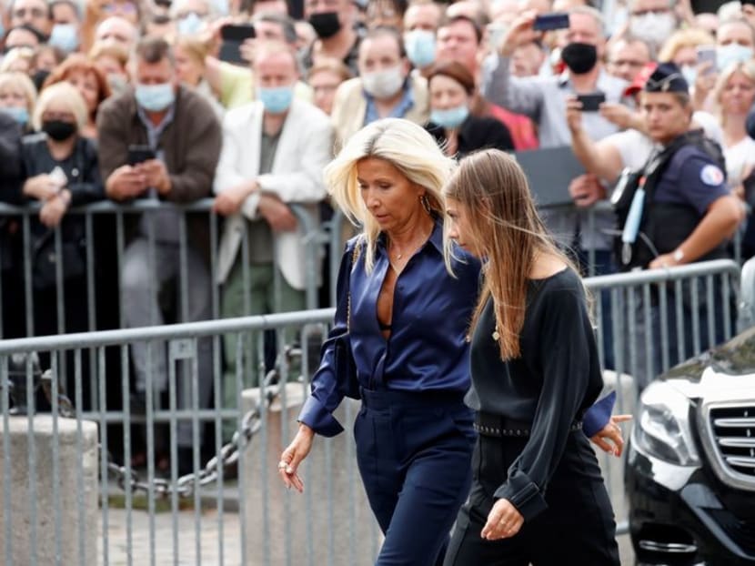 Family, stars including Alain Delon bid farewell to iconic French actor Belmondo Family, stars including Alain Delon bid farewell to iconic French actor Belmondo