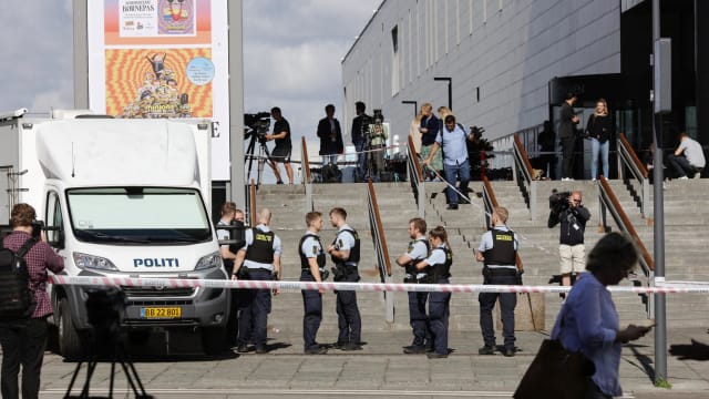 丹麦警方：购物中心枪击案嫌犯有精神问题 无证据显示与恐怖主义有关