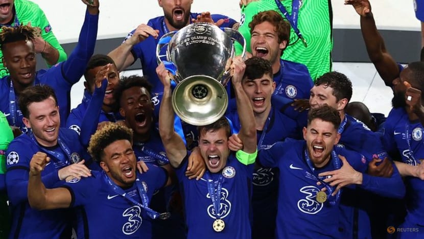Defender Azpilicueta leaves Chelsea after 11 years