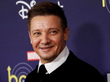 Actor Jeremy Renner was aiding stranded car when hurt, according to mayor