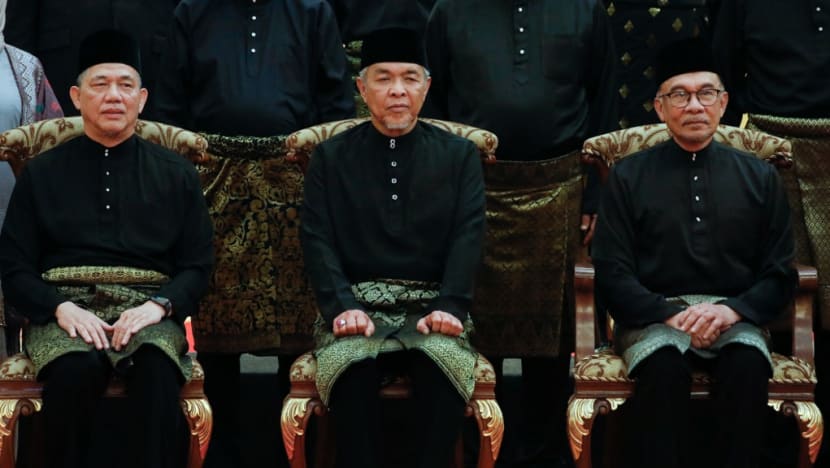 New Malaysian Cabinet led by Anwar Ibrahim sworn in at the national palace New Malaysian Cabinet led by Anwar Ibrahim sworn in at the national palace