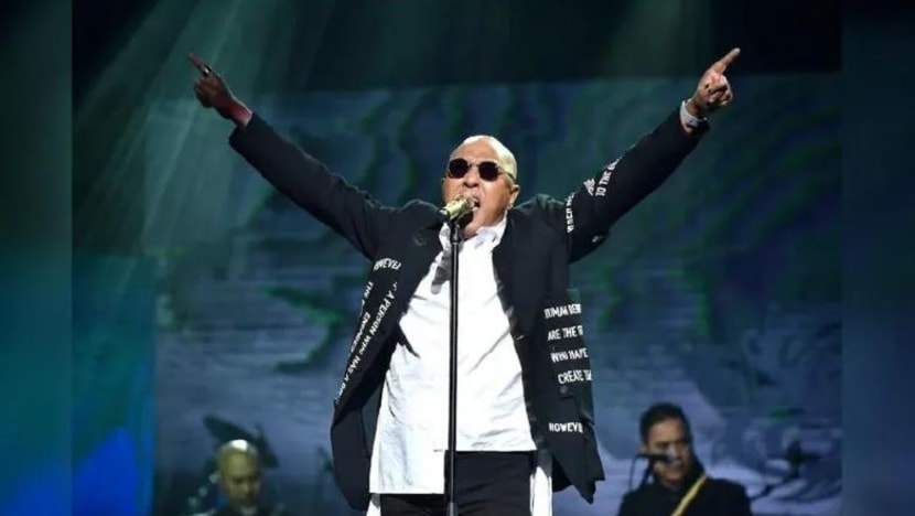Konsert solo Hattan bawa emosi penonton larut dalam kesyahduan Konsert solo Hattan bawa emosi penonton larut dalam kesyahduan