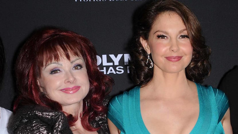 Ashley Judd Confirms Mum Naomi Judd Died Of Self-Inflicted Gunshot Wound Ashley Judd Confirms Mum Naomi Judd Died Of Self-Inflicted Gunshot Wound
