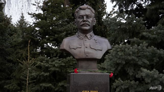 Russia unveils Stalin bust ahead of WWII commemorations