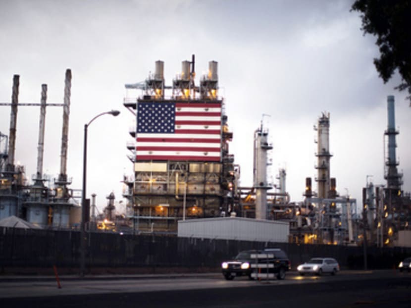 The Tesoro’s Los Angeles oil refinery in California. US oil production has risen to 9.077 million barrels a day, the highest level in weekly data from the Energy Information Administration going back to 1983. PHOTO: REUTERS