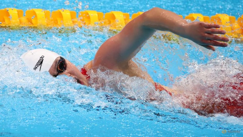 Swimming-China's Li Bingjie breaks short course 400m freestyle world record Swimming-China's Li Bingjie breaks short course 400m freestyle world record
