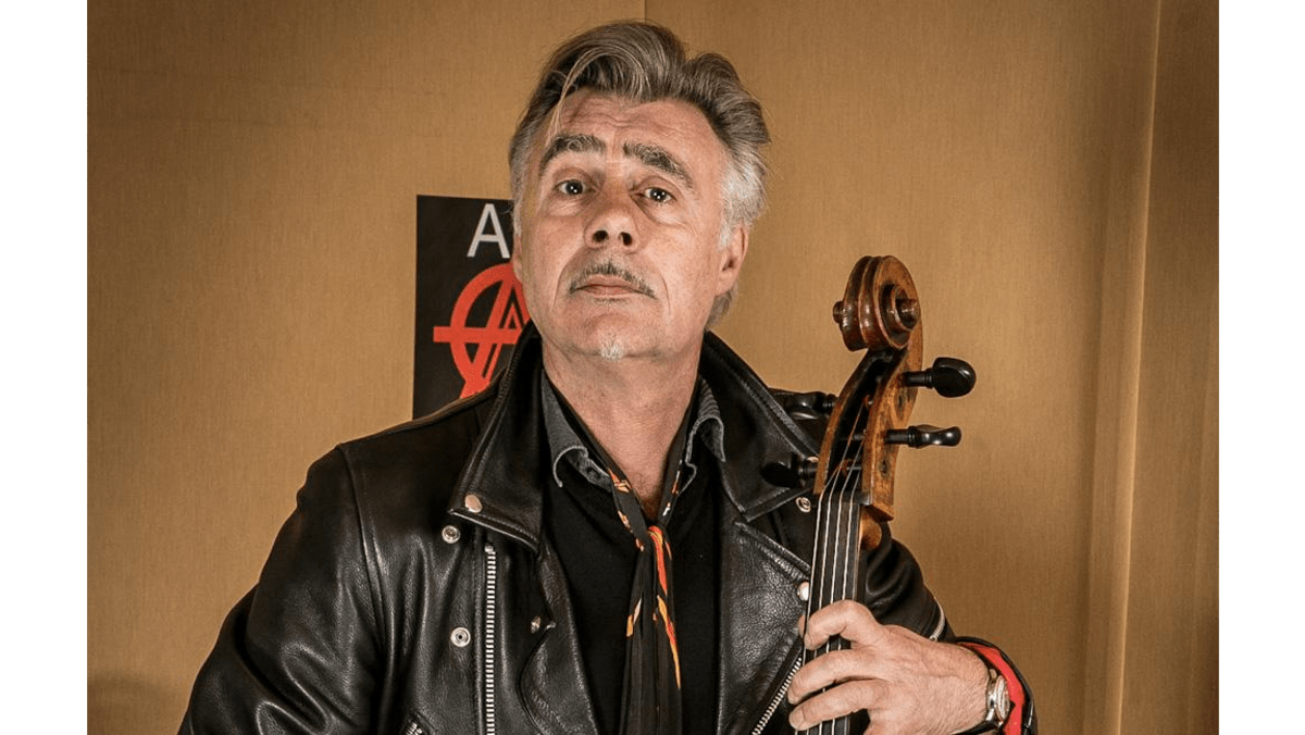 Glen Matlock teases new single and album 8 Days