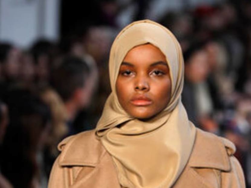 Halima Aden, hijab-wearing Somali-US model, takes step back from industry Halima Aden, hijab-wearing Somali-US model, takes step back from industry