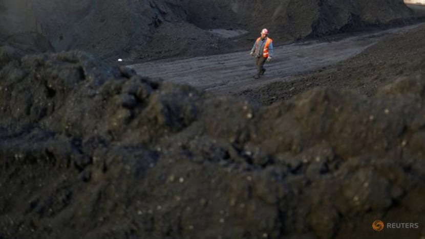 China to allow trial operations at coal mines to be extended by 1 year China to allow trial operations at coal mines to be extended by 1 year