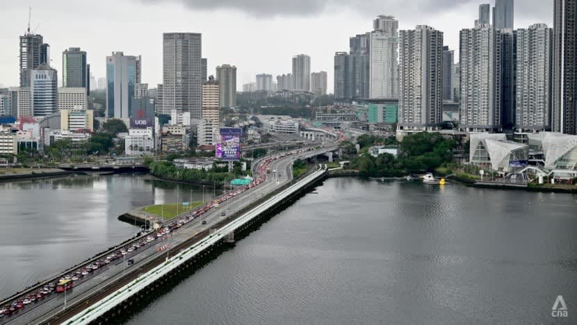 Malaysia mahu bincang kekalkan khidmat tren ulang-alik Johor Bahru-Singapura  
