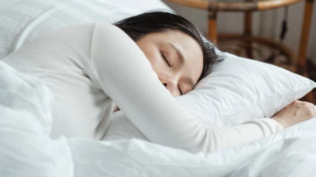 每天的睡眠时间超过9小时　小心中风！