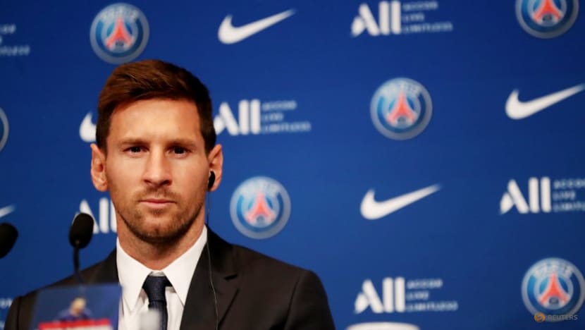 PSG confirms Messi's wage package will include "US$PSG Fan Tokens" PSG confirms Messi's wage package will include "US$PSG Fan Tokens"