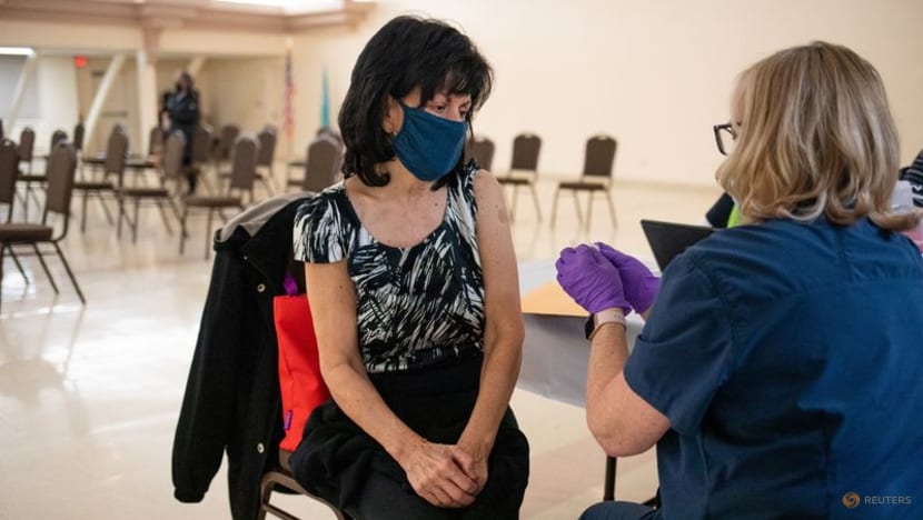 US eyes annual shots as updated COVID-19 vaccines roll out US eyes annual shots as updated COVID-19 vaccines roll out