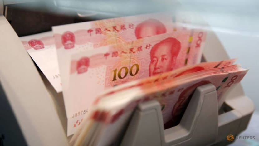 China sets yuan midpoint at new 11.5-year low after new round of tariffs China sets yuan midpoint at new 11.5-year low after new round of tariffs