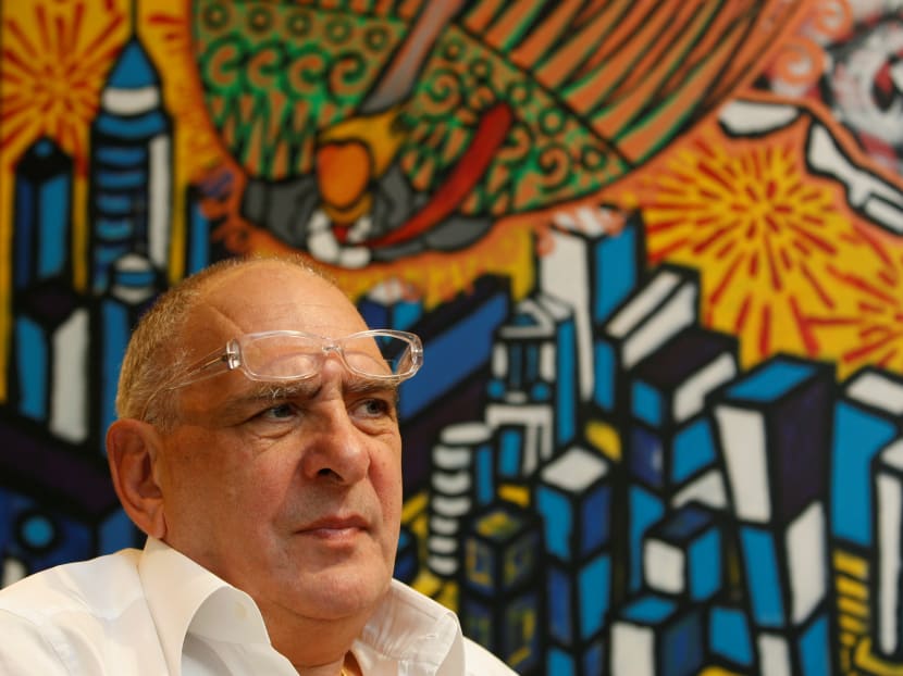 Noble Group CEO Richard Elman listens during an interview in Hong Kong April 25, 2008.  Photo: Reuters