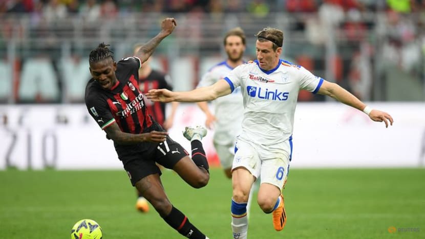 Leao double boosts Milan's top-four hopes in 2-0 win over Lecce Leao double boosts Milan's top-four hopes in 2-0 win over Lecce