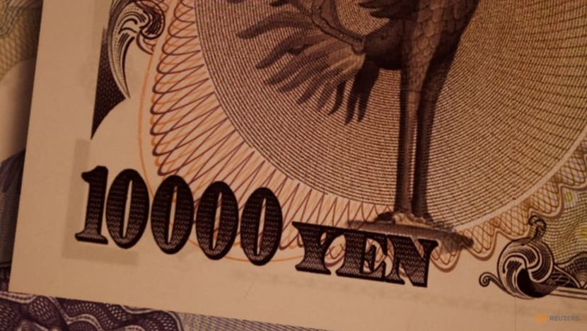 Dollar steadies after hitting seven-month low, all eyes on yen 