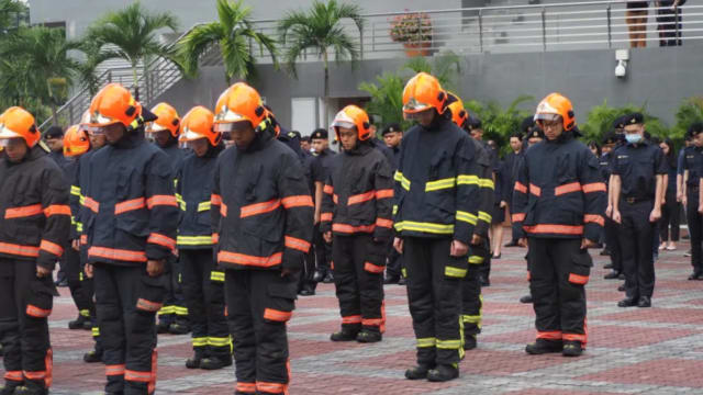 民防部队为殉职消防员举行告别仪式 吴宏澤追授一级上士