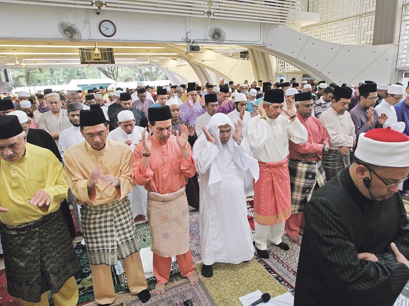 Muslims gather to celebrate Hari Raya Haji
