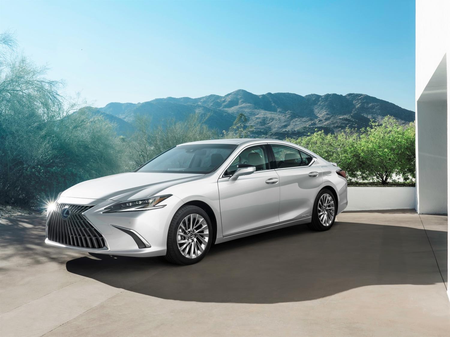 Lexus ES: Perfecting the art of luxury – again Lexus ES: Perfecting the art of luxury – again