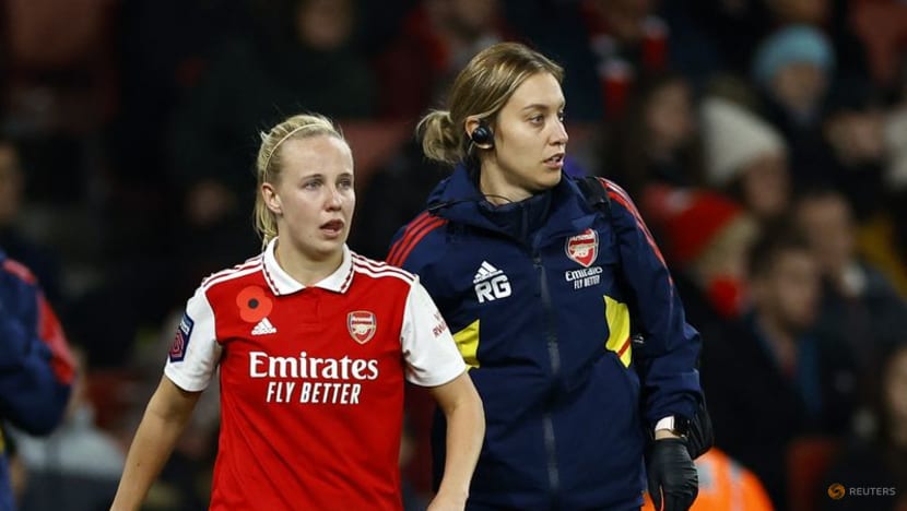 England's Mead not ruled out of World Cup yet, says Wiegman England's Mead not ruled out of World Cup yet, says Wiegman